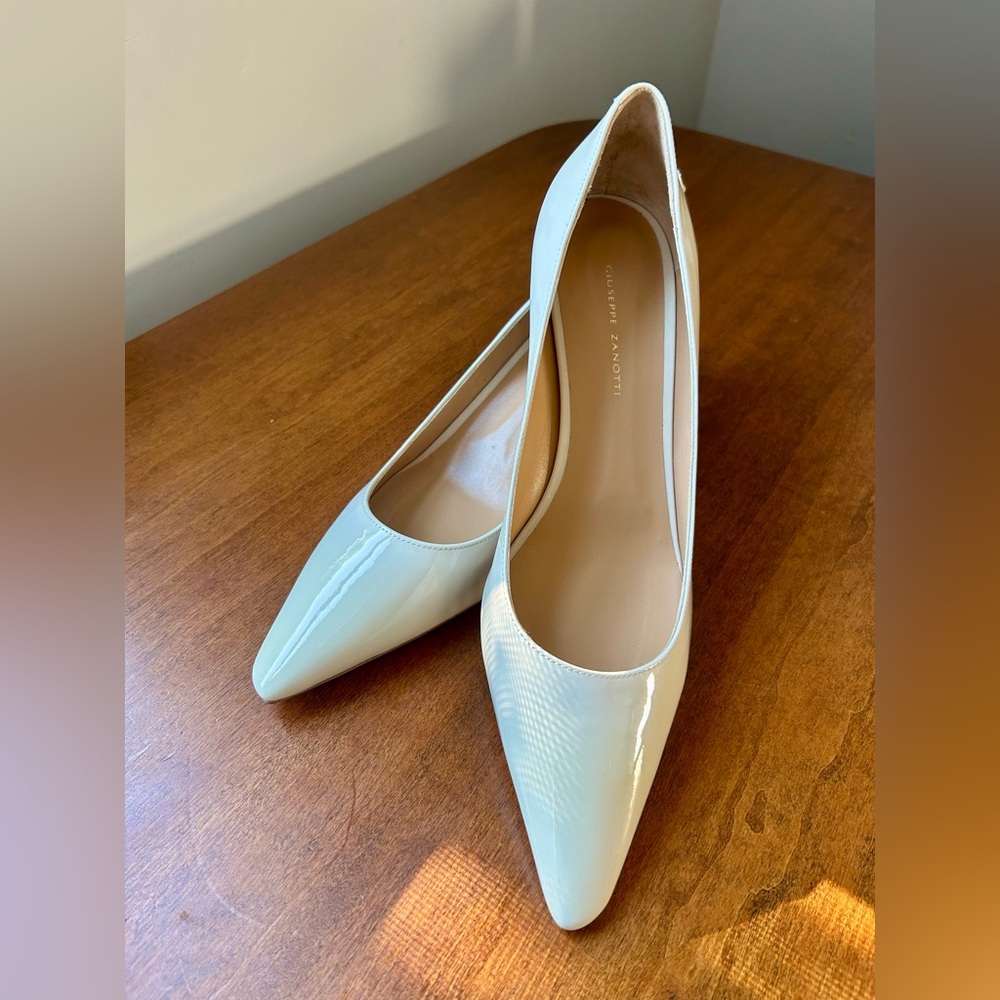 Giuseppe Zanotti Women’s Ivory Patent Leather Pointed Heels Size41/US10-NWOB - Picture 8 of 16